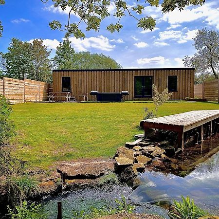 Вилла Mill Stream Retreat Legbourne Экстерьер фото